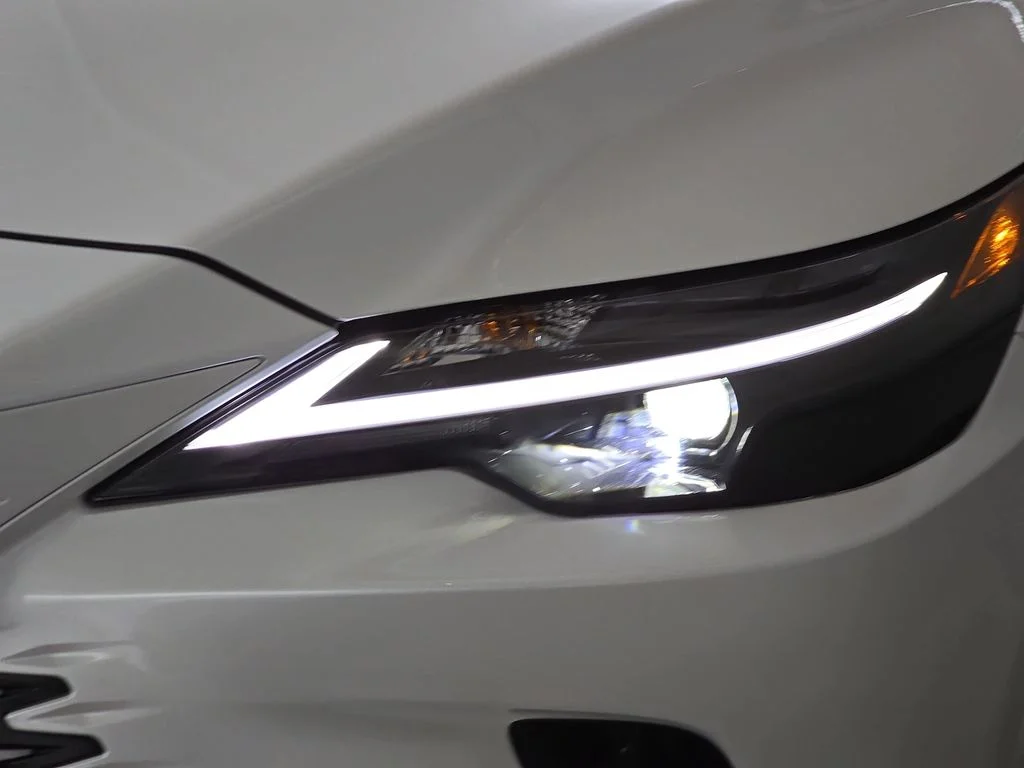 New 2026 Eminent White Pearl Lexus PREMIUM image 29