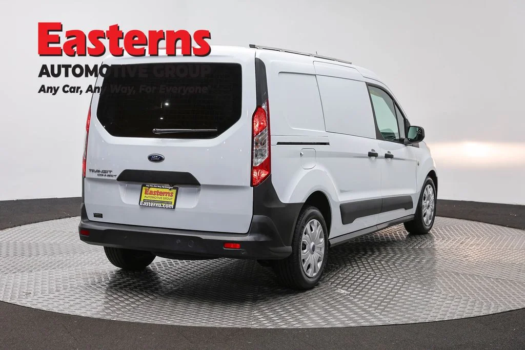 Used 2019 White Ford XL image 5