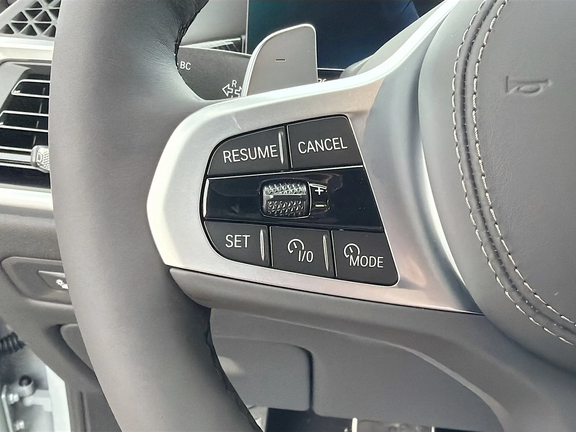New 2026 Brooklyn Grey Metallic BMW xDrive40i image 38