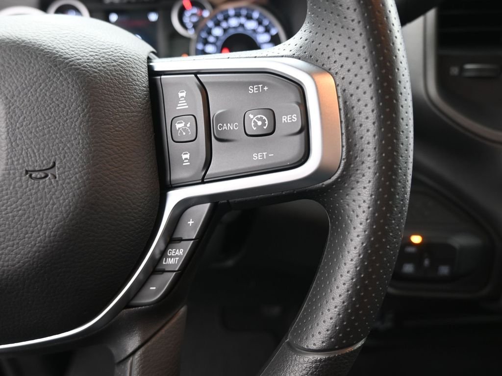 New 2026 Diamond Black Crystal Pearlcoat RAM Tradesman image 28