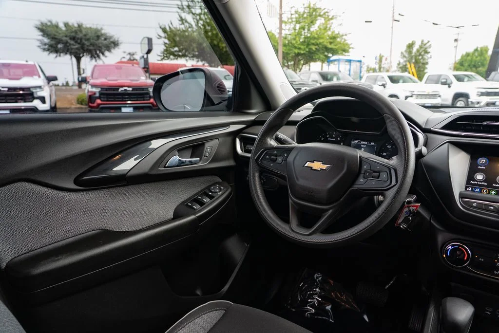 Used 2021 Mosaic Black Metallic Chevrolet LS image 11