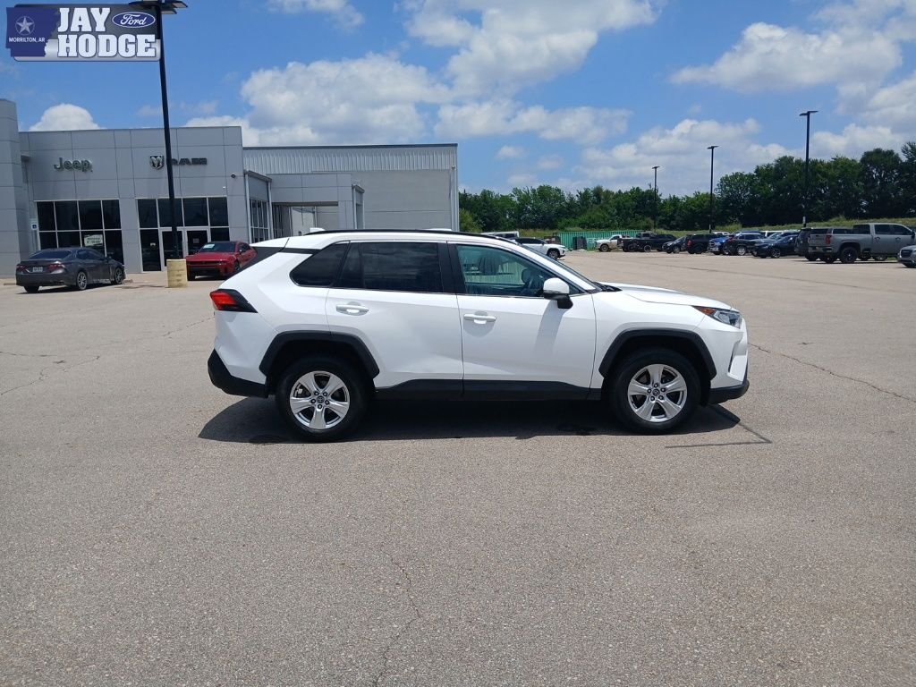 Used 2021 White Toyota XLE image 12