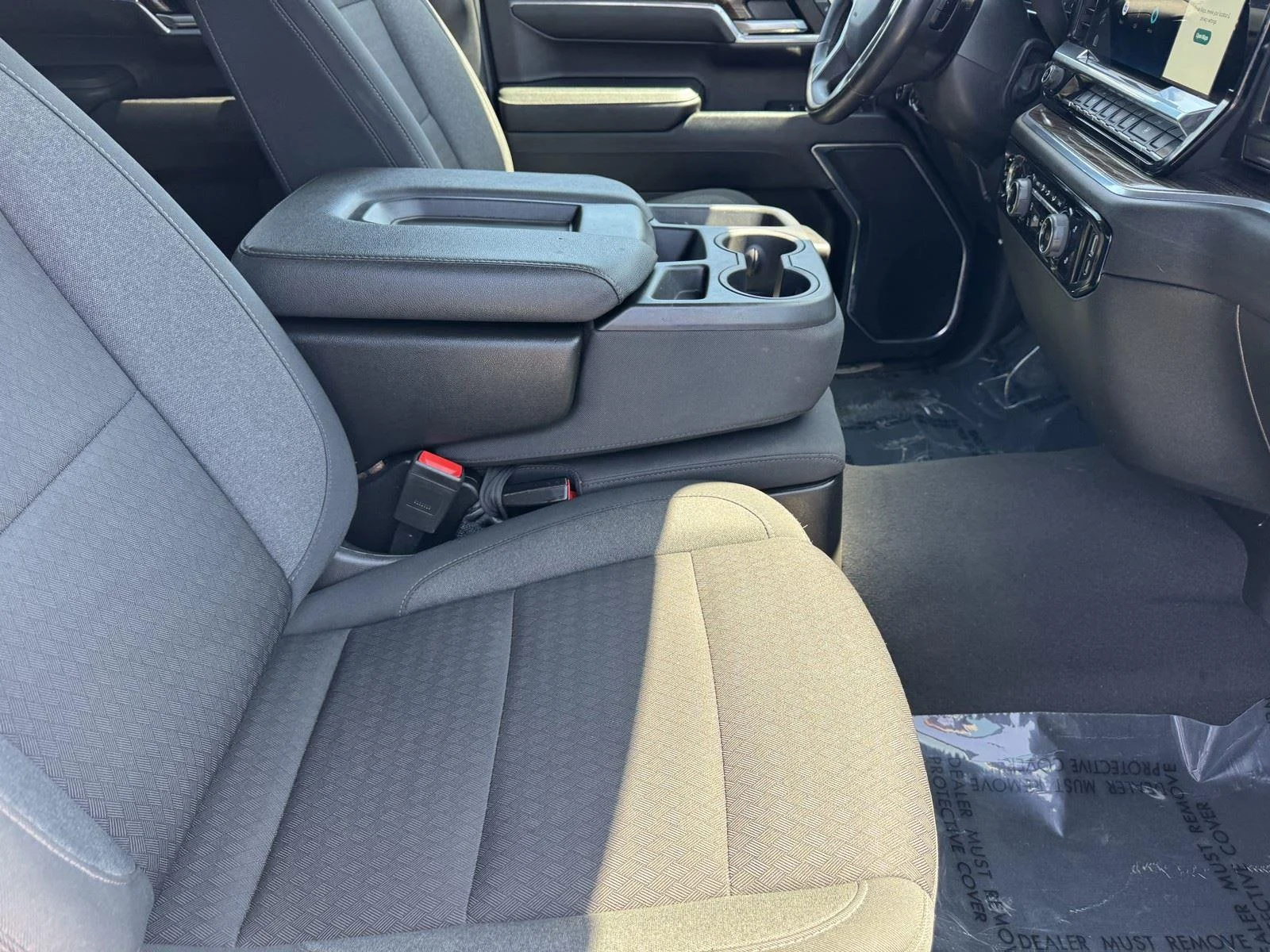 Used 2024 Summit White Chevrolet LT image 8