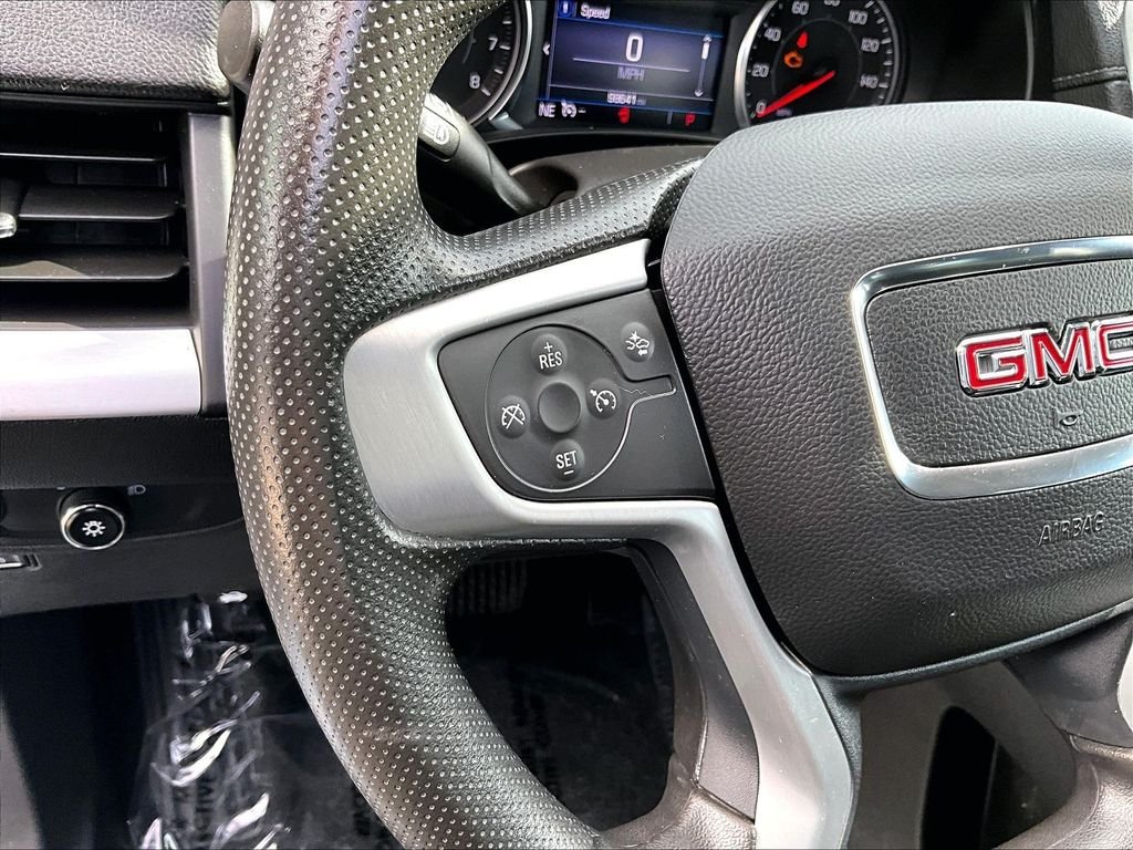 Used 2023 White GMC SLE image 19