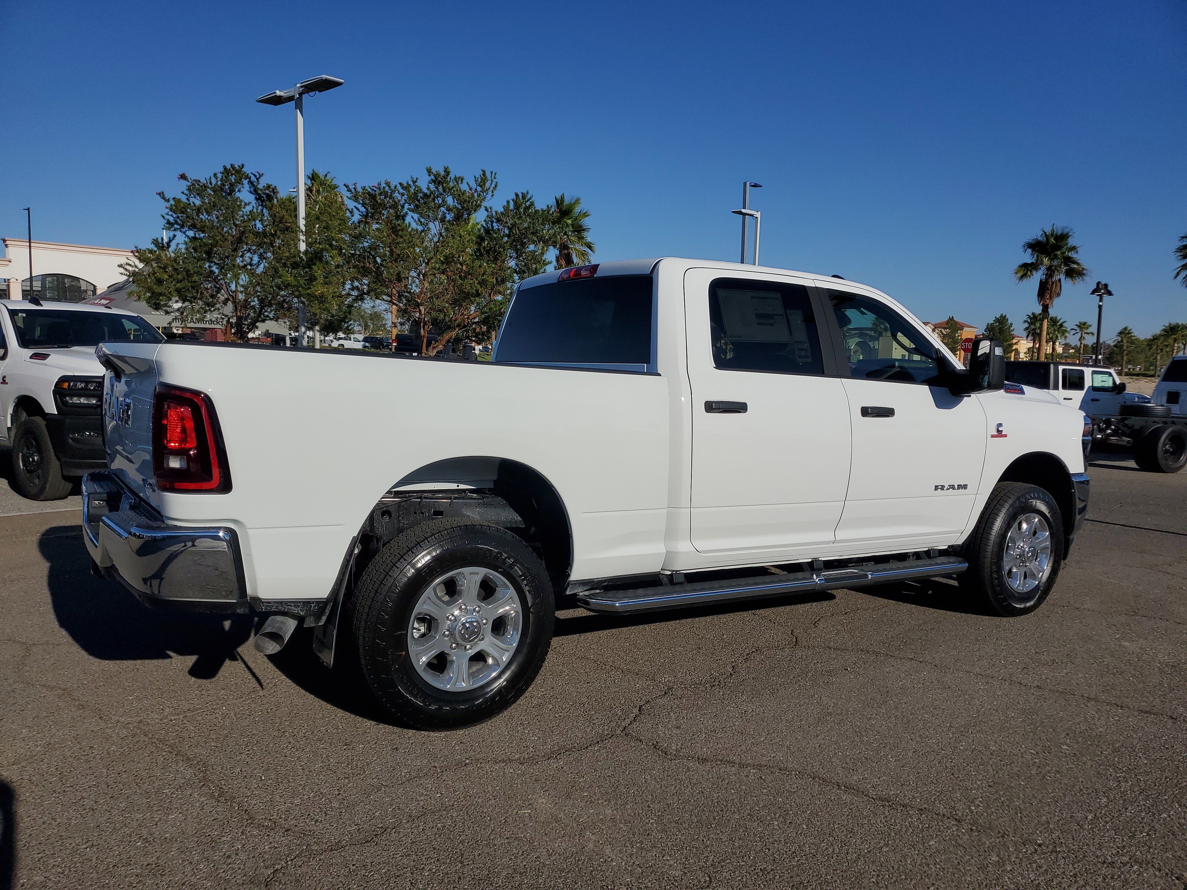 View vehicle photo 3