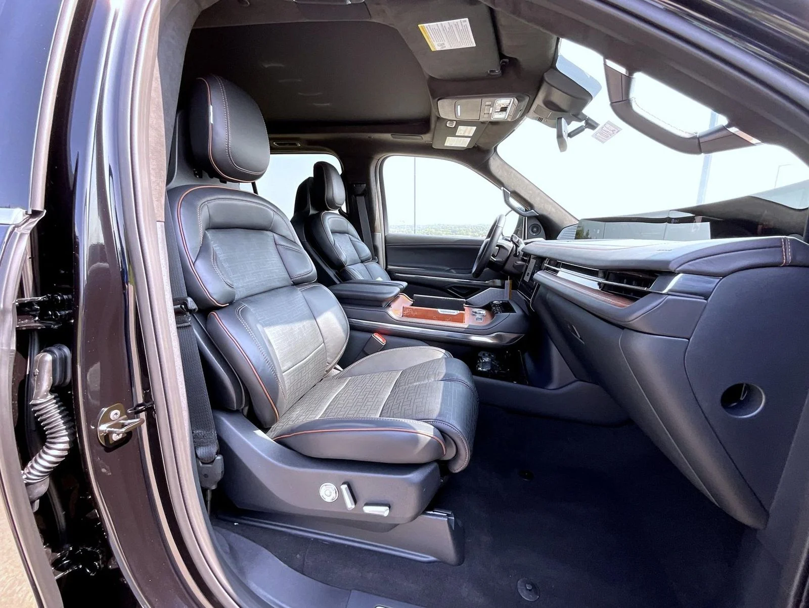 New 2027 Black Lincoln Black Label image 16
