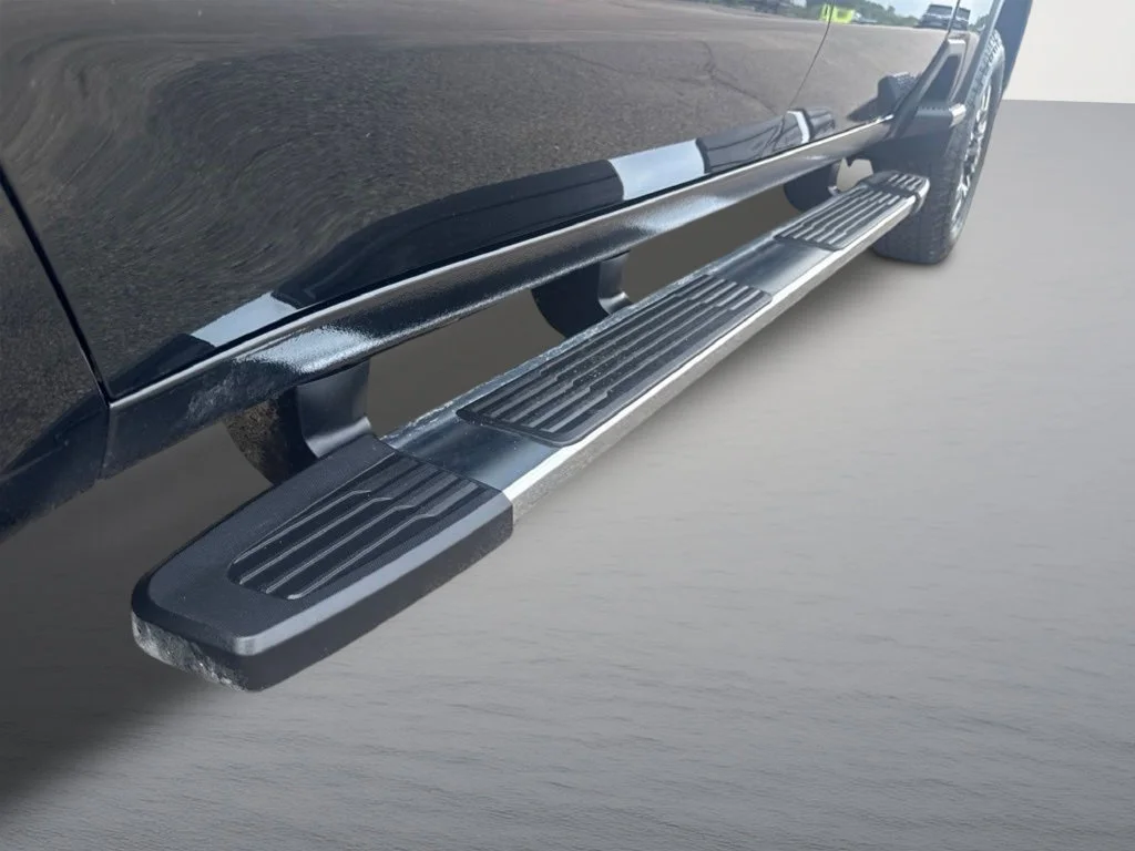 Used 2025 Onyx Black GMC Denali image 46