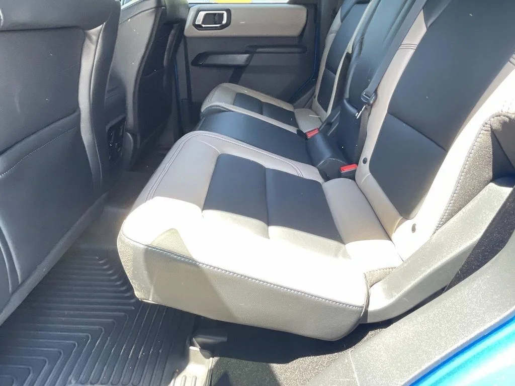 Used 2024 Blue Ford Wildtrak image 10