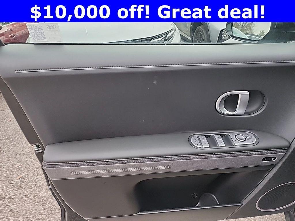 2024 Hyundai IONIQ 5 Limited - Photo 18