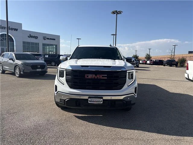 Used 2025 Summit White GMC Pro 4x4 Crew Cab 6.6 ft. box 157 in. WB image 2