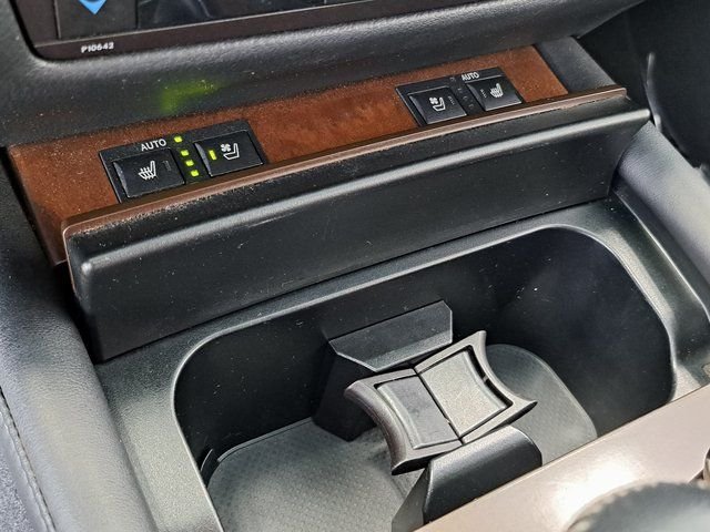 Used 2014 Gray Lexus 350 image 18