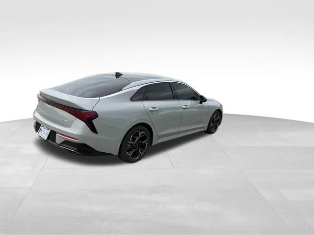 Used 2025 Gray Kia GT-Line image 3