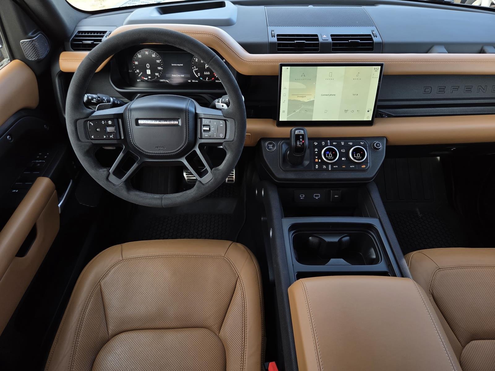 Used 2024 Carpathian Grey Premium Metallic Land Rover Carpathian Edition image 15