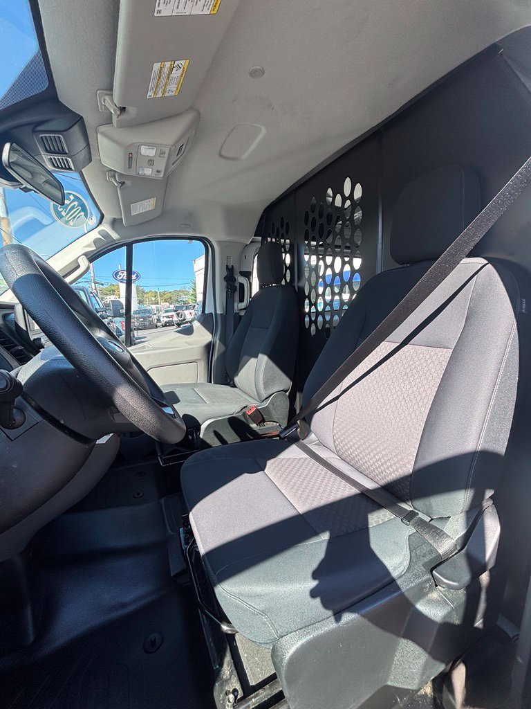 Used 2025 White Ford Base image 9