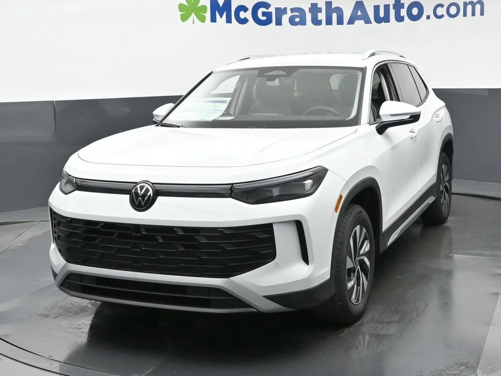 New 2026 Pure White Volkswagen 2.0T S image 5