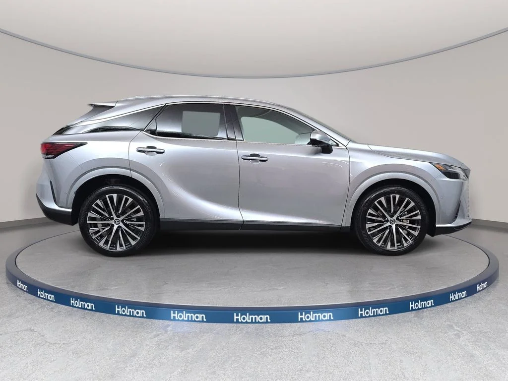 New 2026 Iridium Lexus PREMIUM PLUS image 4