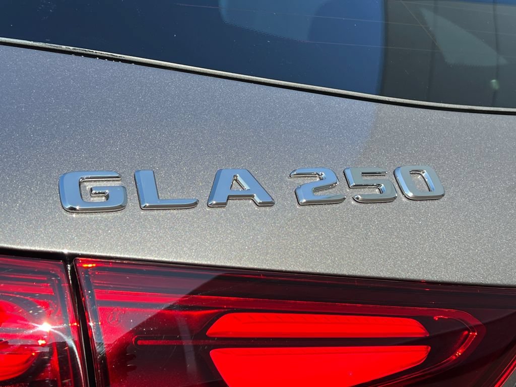 New 2026 Mountain Grey Metallic Mercedes-Benz GLA 250 image 71