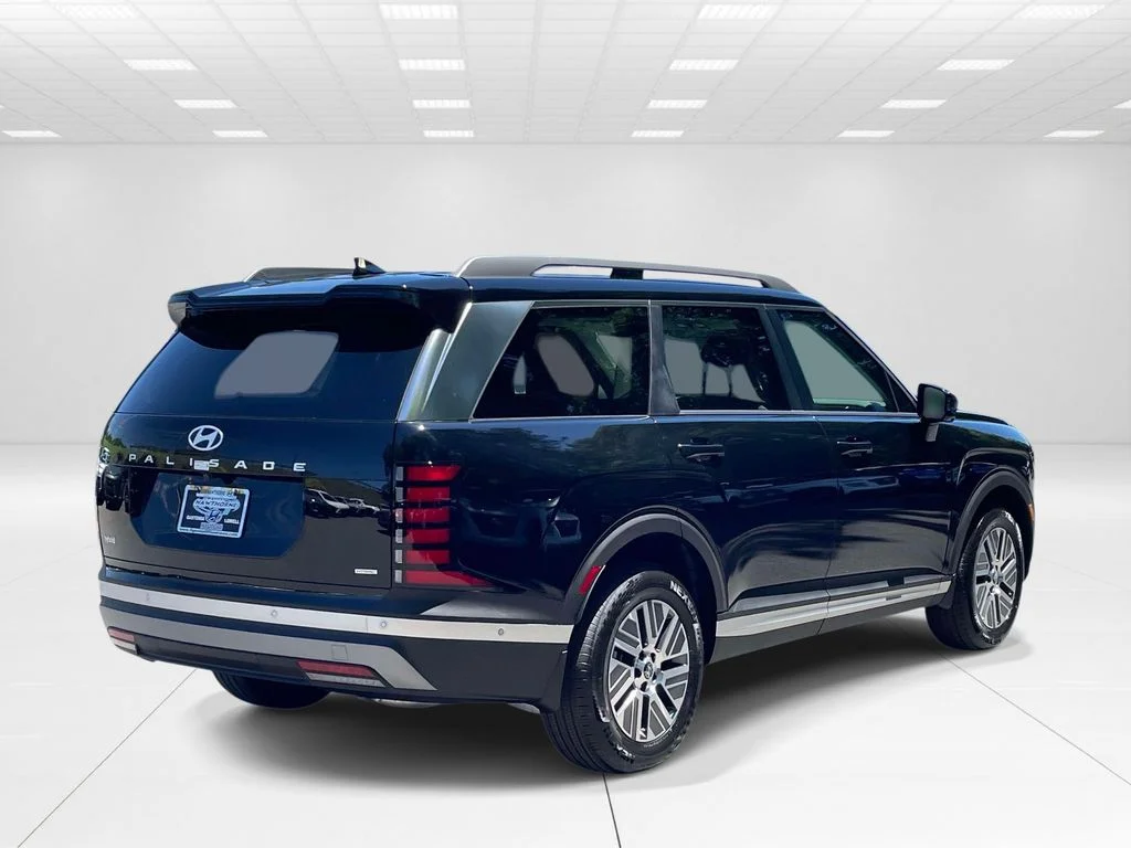 New 2026 Black Hyundai SEL Premium image 6