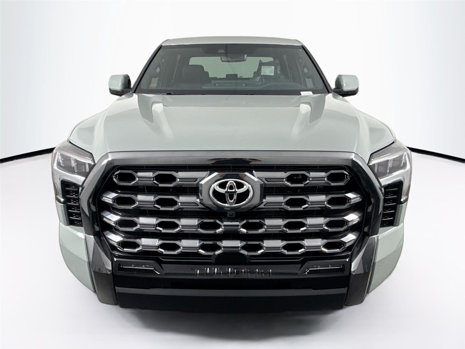 New 2026 Lunar Rock Toyota Platinum image 4