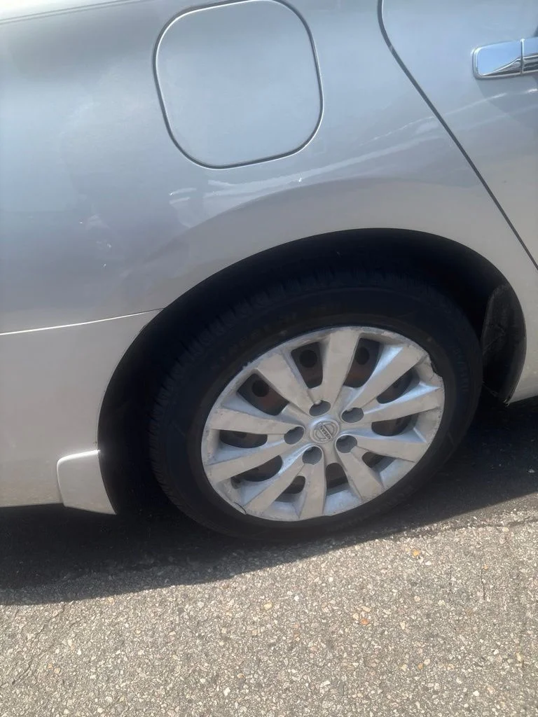 Used 2015 Silver Nissan S image 5