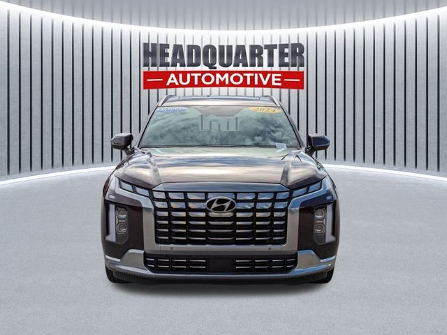 Used 2024 Red Hyundai Calligraphy image 2