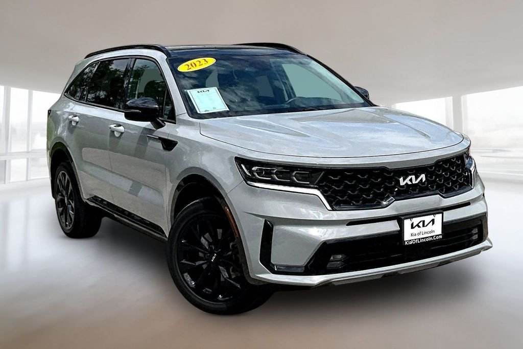 Used 2023 Wolf Gray Kia SX image 3