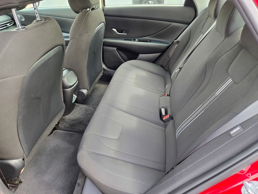 2024 Hyundai Elantra SEL - Photo 21