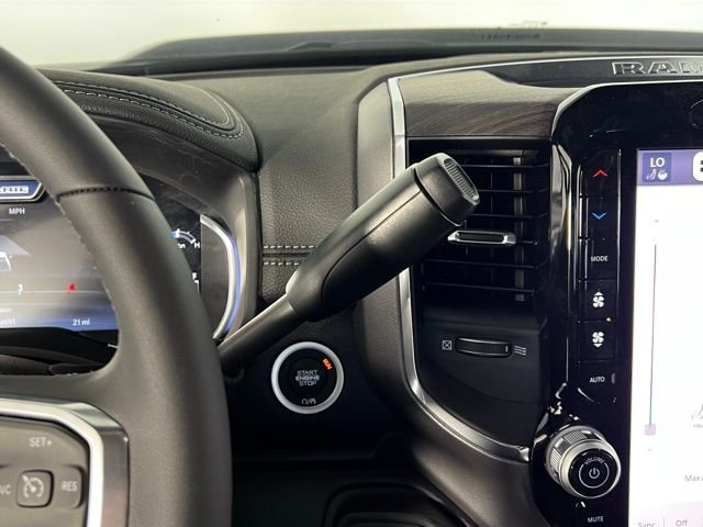 2026 RAM 3500 Laramie - Photo 16