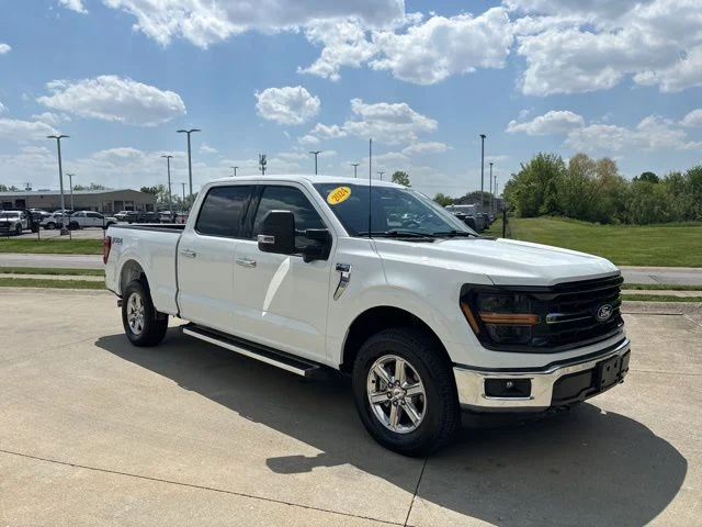 Certified Used 2024 Oxford White Clearcoat Ford XLT image 36