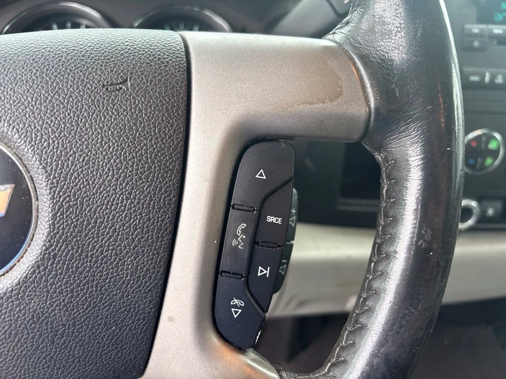 Used 2009 Blue Chevrolet LT image 20