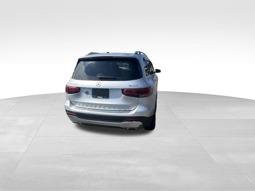 Used 2020 Silver Mercedes-Benz GLB 250 image 11