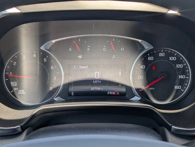 Used 2021 Summit White Chevrolet LT image 26