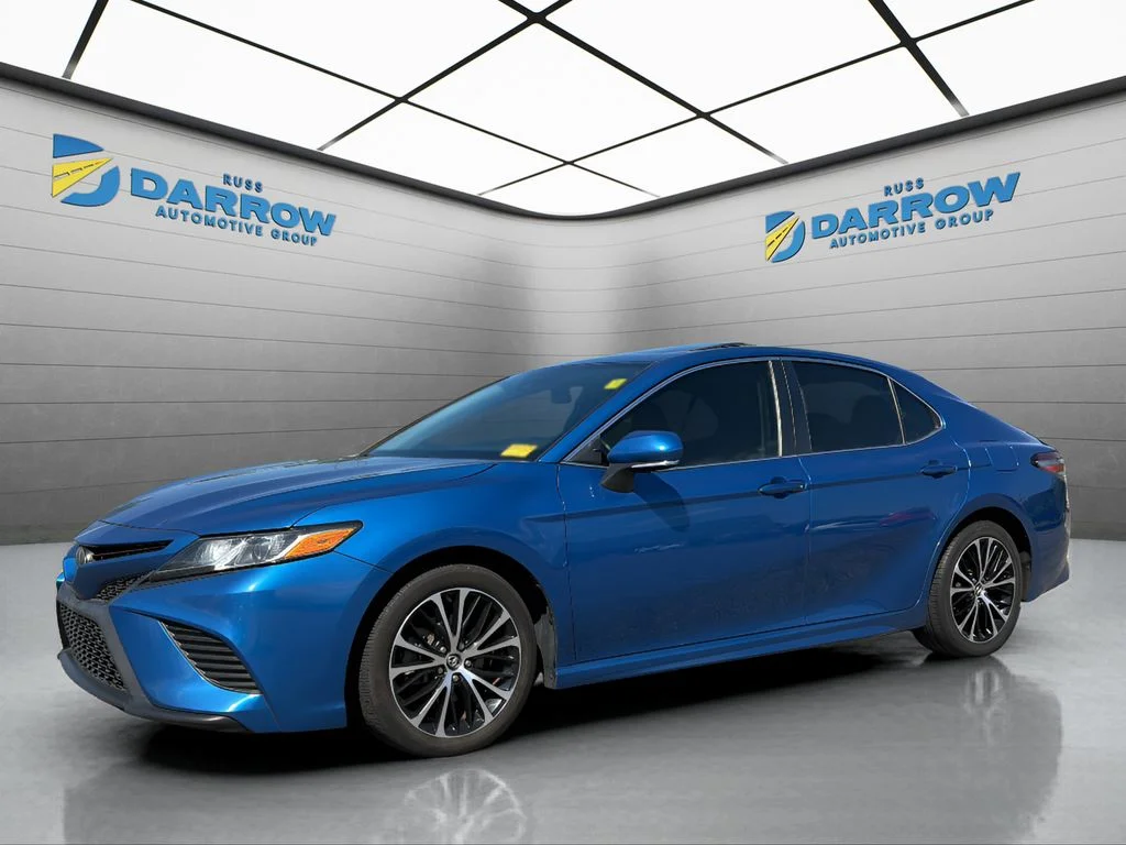 Used 2019 Blue Toyota SE image 1