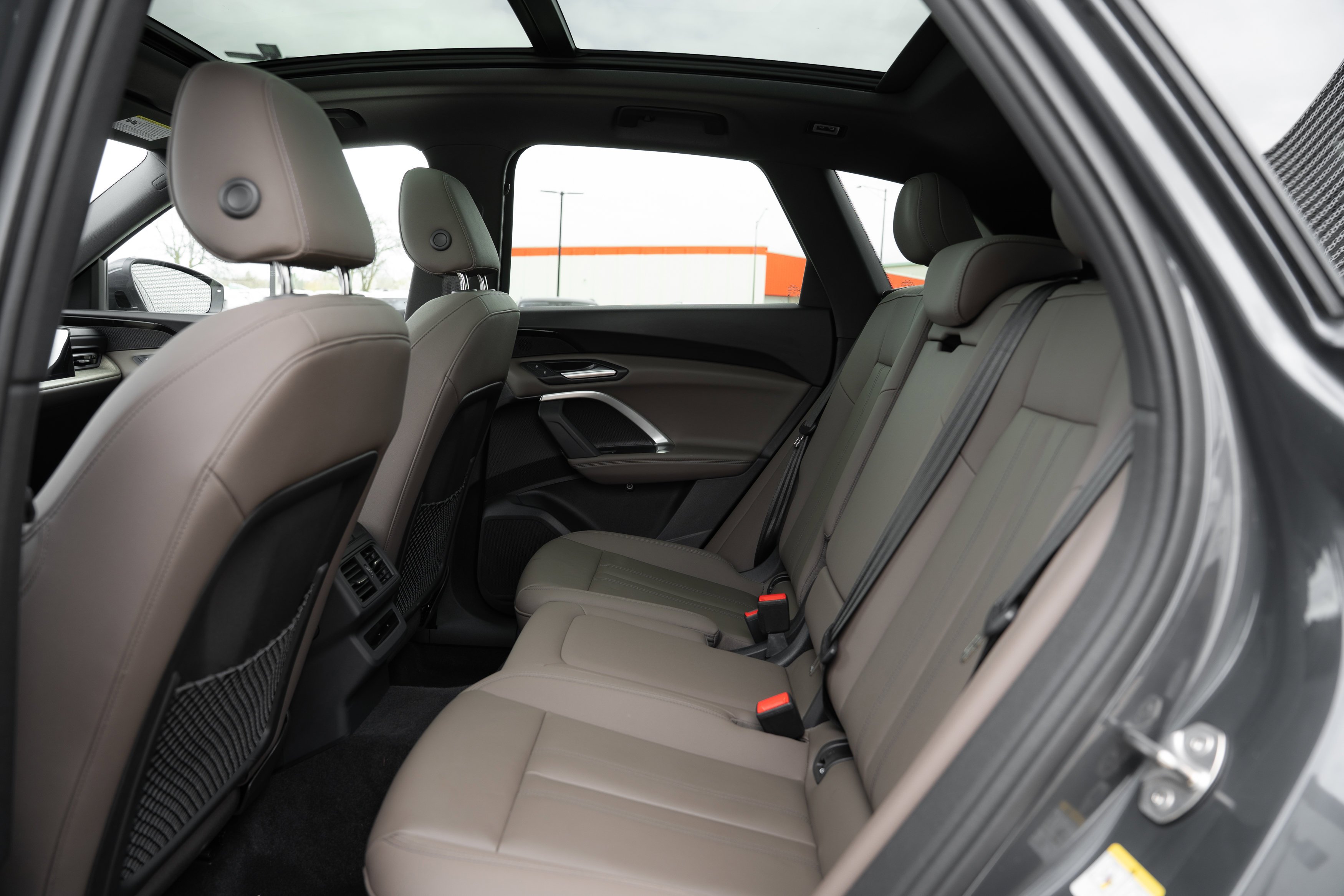 Certified Used 2025 Tambora Gray Metallic Audi Premium image 23