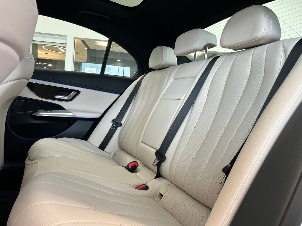 New 2027 Polar White Mercedes-Benz E 450 image 63