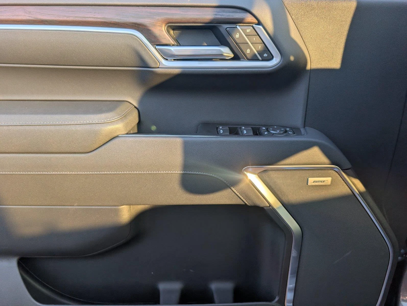 New 2026 Sterling Metallic GMC SLT image 18