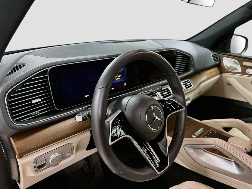 Used 2026 Black Mercedes-Benz GLE 350 image 4