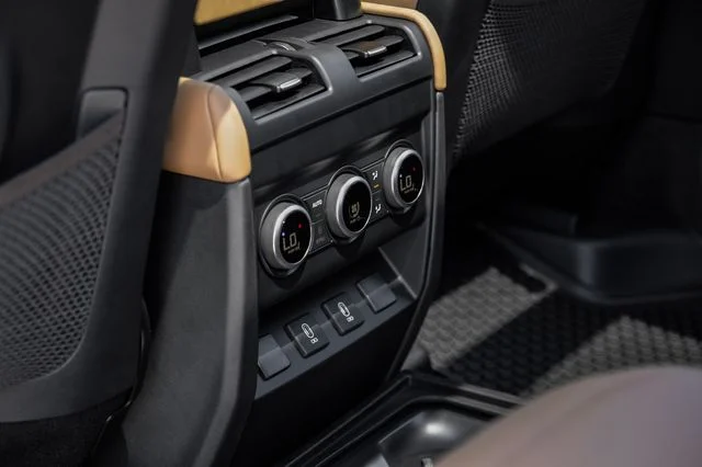 New 2026 Green Land Rover S image 45