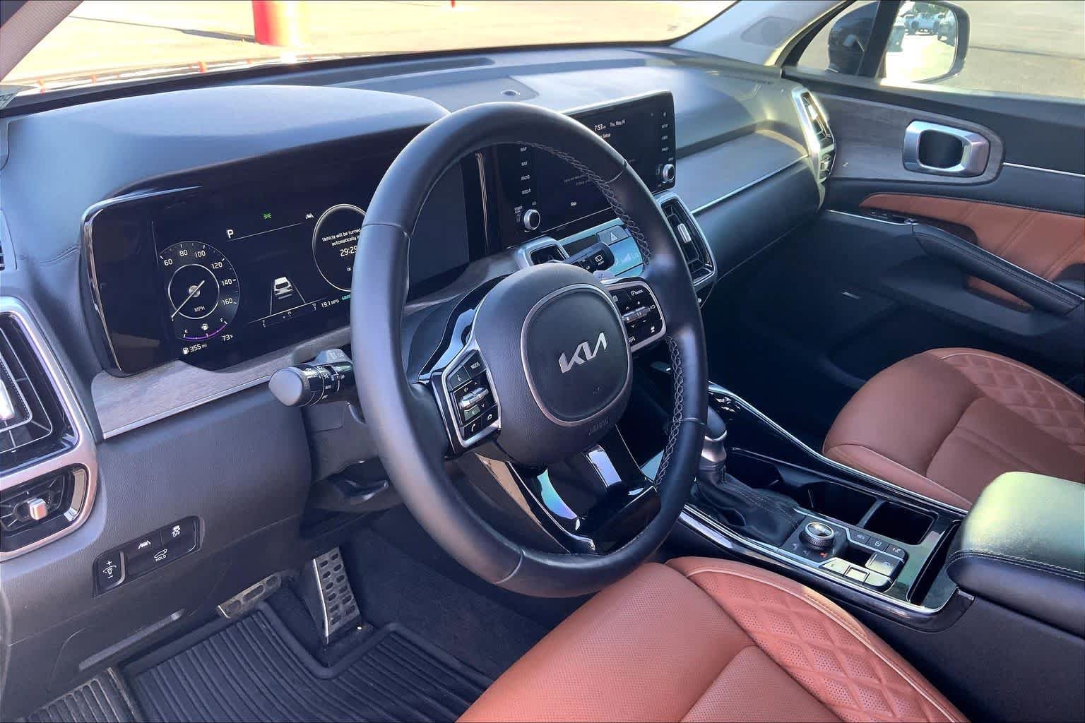 Used 2023 Aruba Green Kia X-Line SX Prestige image 18