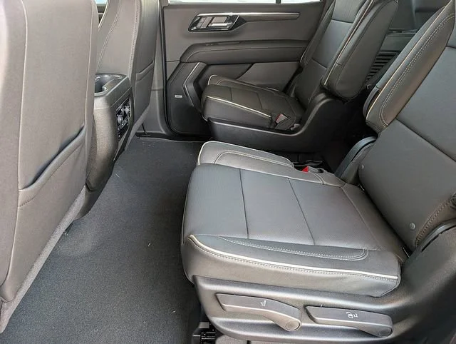 2026 Chevrolet Tahoe Premier - Photo 17
