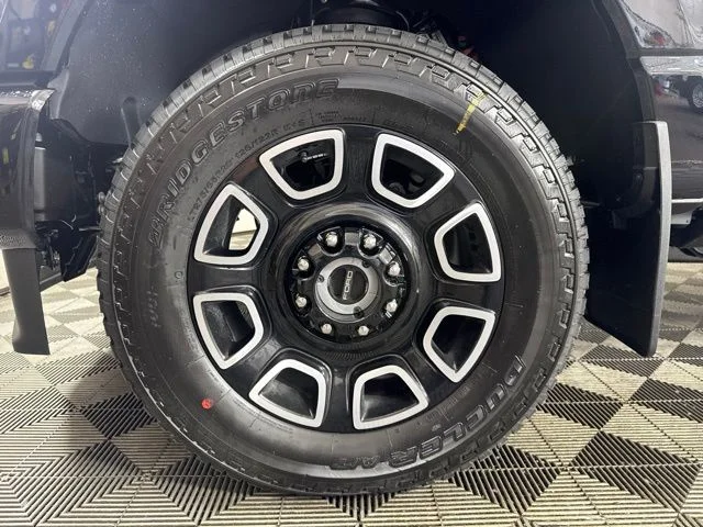 New 2026 Agate Black Metallic Ford Platinum image 10