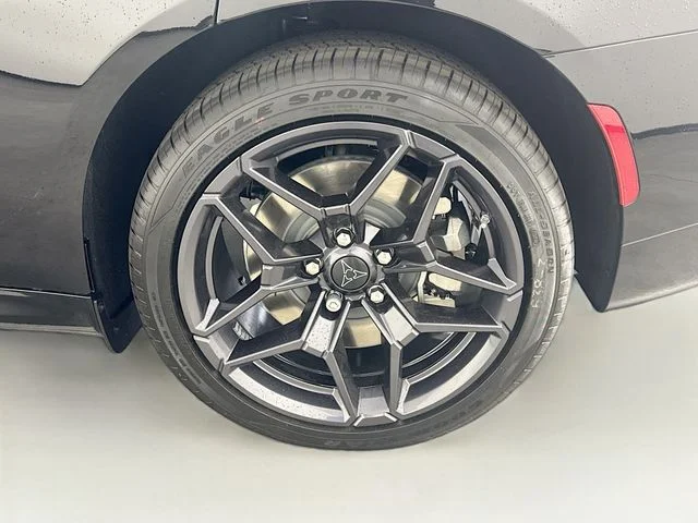 New 2026 Diamond Black Crystal Pearlcoat Dodge  image 29