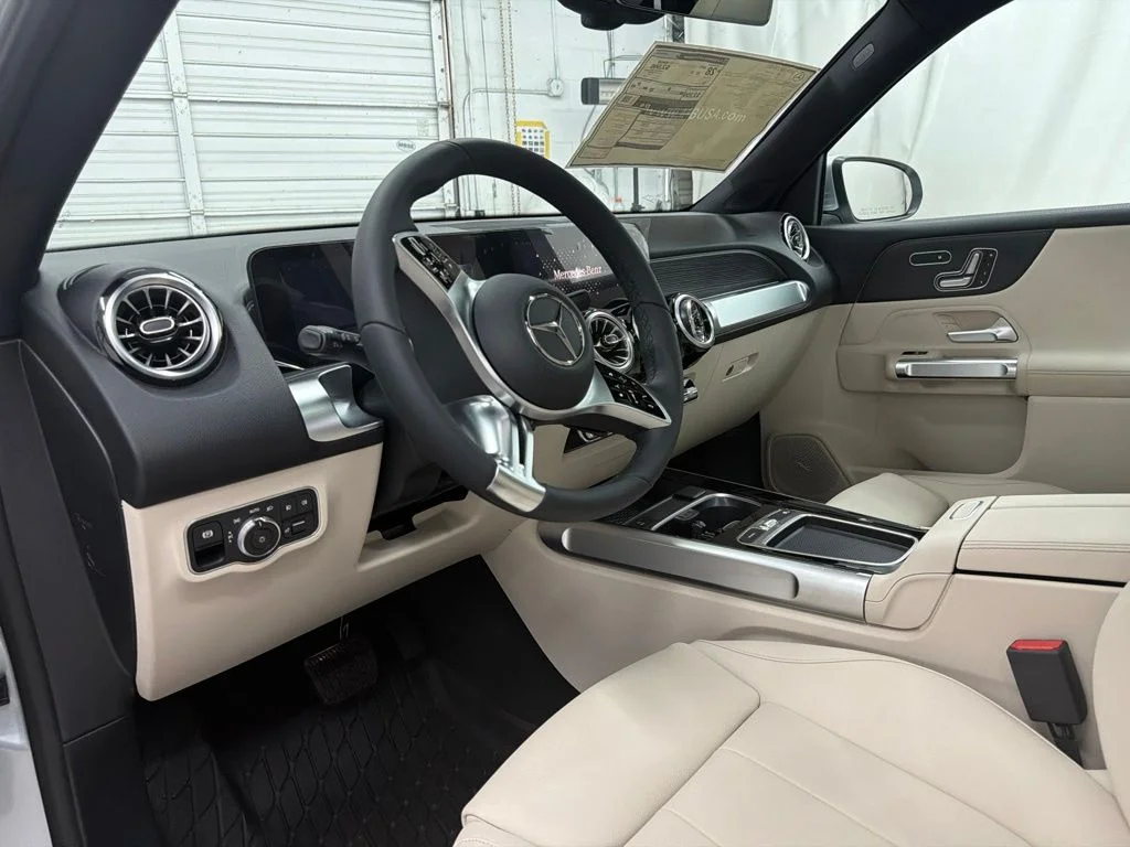New 2026 Silver Mercedes-Benz GLB 250 image 12