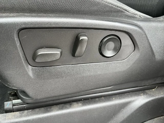 2022 Chevrolet Silverado 1500 Custom - Photo 17