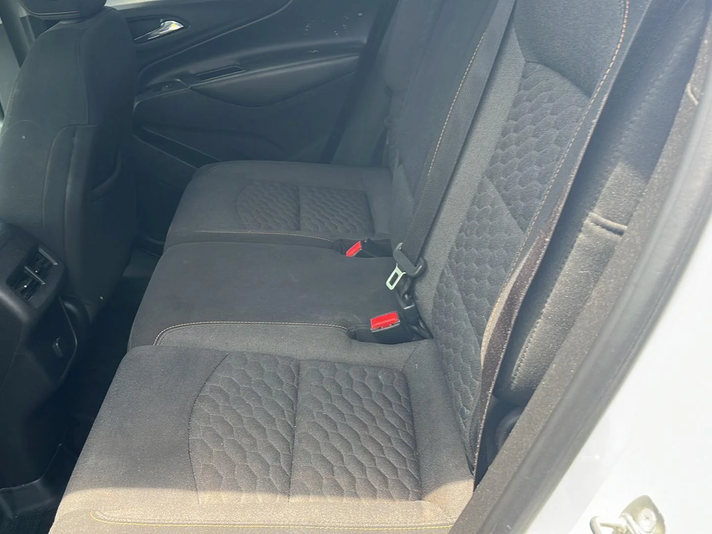 Used 2018 SUMMIT WHITE Chevrolet LT image 20