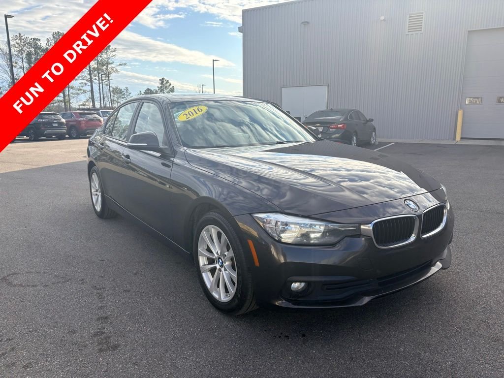 2016 BMW 3 Series 320i