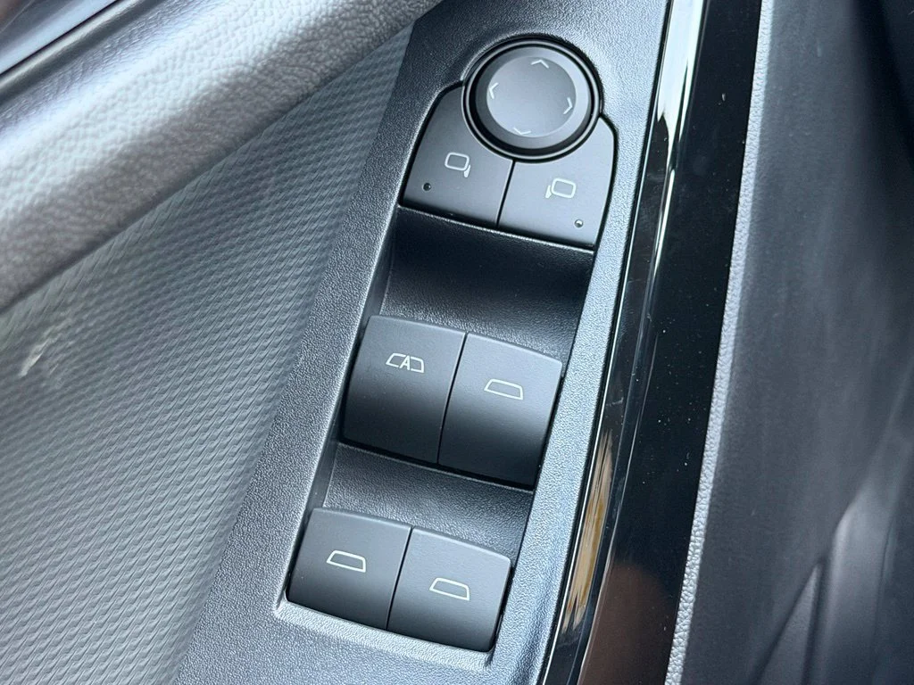 2027 Chevrolet Equinox LT - Photo 17