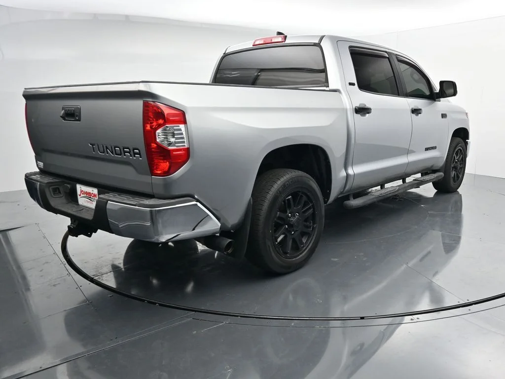 Used 2021 Silver Toyota SR5 image 7