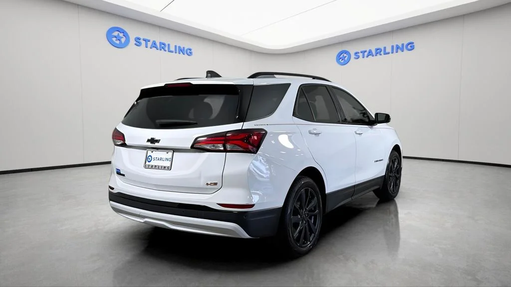 Used 2024 Summit White Chevrolet RS image 9