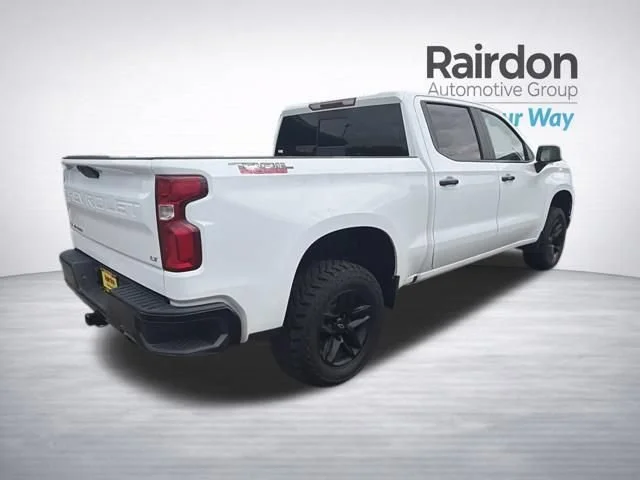 Used 2021 Summit White Chevrolet LT Trail Boss image 7